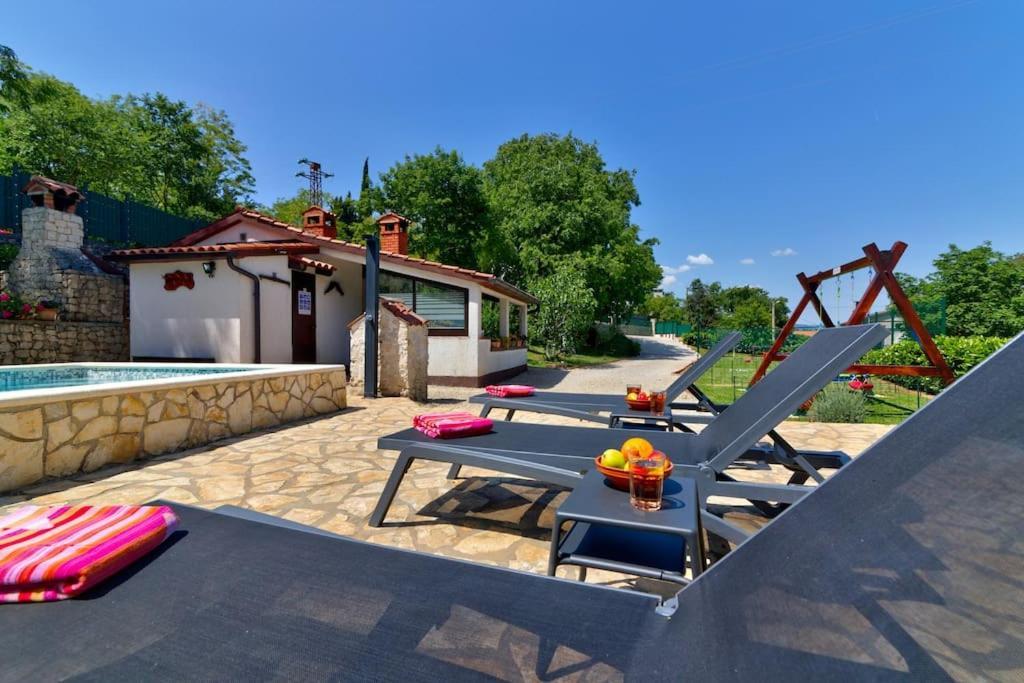 Piccola Casa - A Little Paradise Kršan Exterior foto