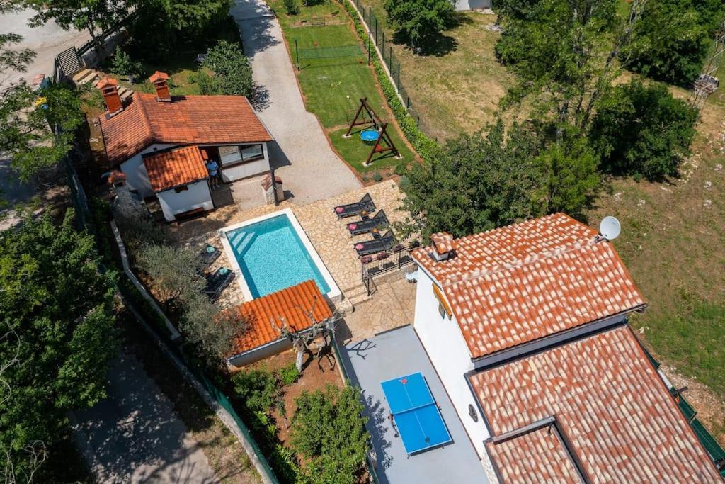 Piccola Casa - A Little Paradise Kršan Exterior foto